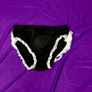 Lace Ruffle Rhumba Brief